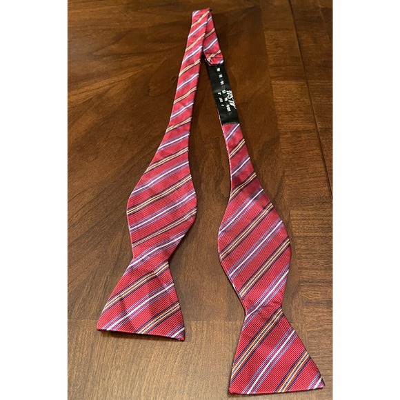 Rooster, Red, Silk, Polyester, Men’s Bow Tie, Made In China - Picture 2 of 4